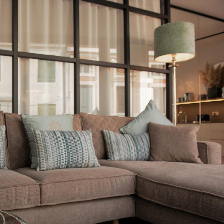 Elegance Room - Aparta & Suite - Automatized Apartment Bassano del Grappa Eksteriør billede