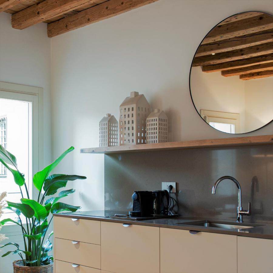 Elegance Room - Aparta & Suite - Automatized Apartment Bassano del Grappa Eksteriør billede