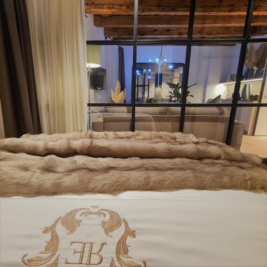 Elegance Room - Aparta & Suite - Automatized Apartment Bassano del Grappa Eksteriør billede